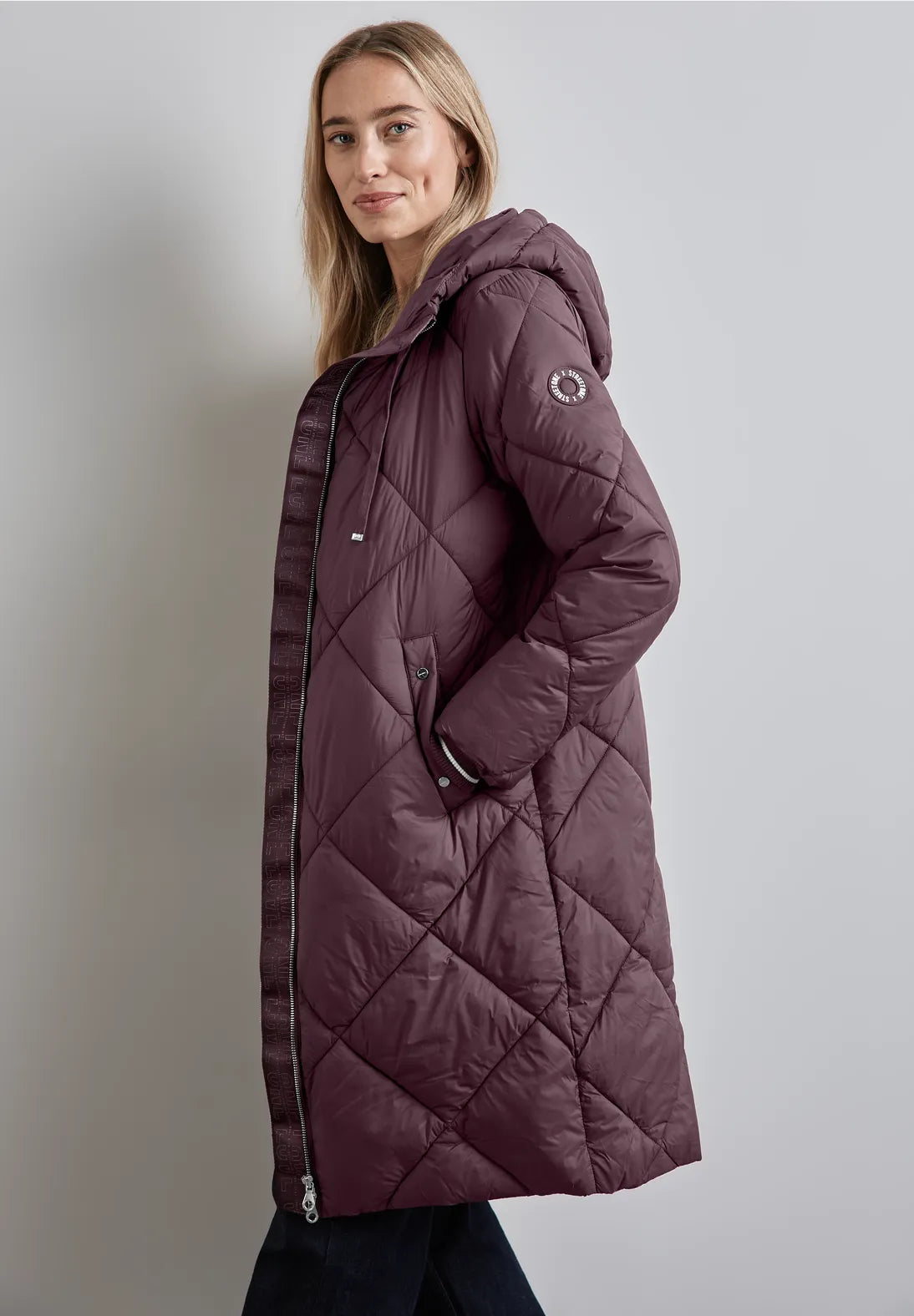 Street One Long quilted Coat with hood.  Grape