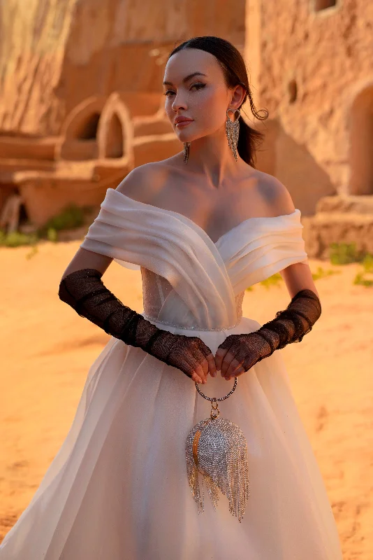 Off-the-shoulder A-Line Bridal Gown